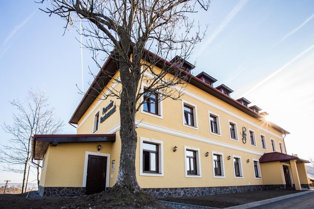 Banská Štiavnica Penzion Altmayer المظهر الخارجي الصورة